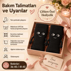 Mıknatıslı El Ele Tutuşan Çift Çorabı – Sevgiliye Özel Halay Çeken Eğlenceli Hediyelik Soket Çorap